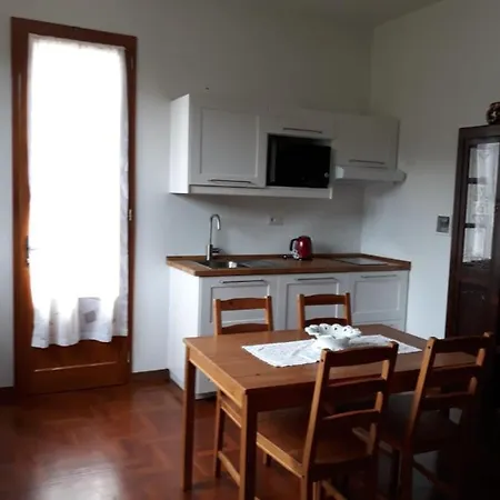 Gli Oleandri Bed & Breakfast *